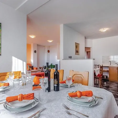 Διαμέρισμα In With House Sea View *