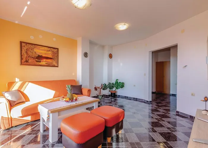 Appartement In With Wifi Kostrena